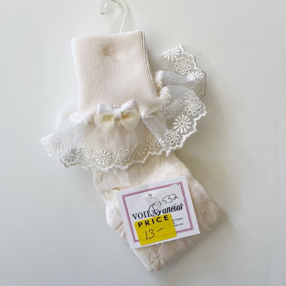 Voila Fancies Ivory Ruffle Sock